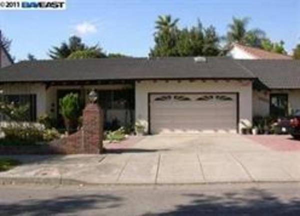 1003 Olive, 40533103, Fremont, Single Family Home,  sold, REALTY EXPERTS®